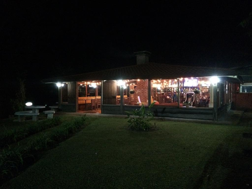 Villa Calas Vara Blanca  Ngoại thất bức ảnh